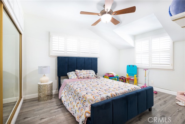 Detail Gallery Image 8 of 30 For 5715 Cahill Ave, Tarzana,  CA 91356 - 3 Beds | 2 Baths