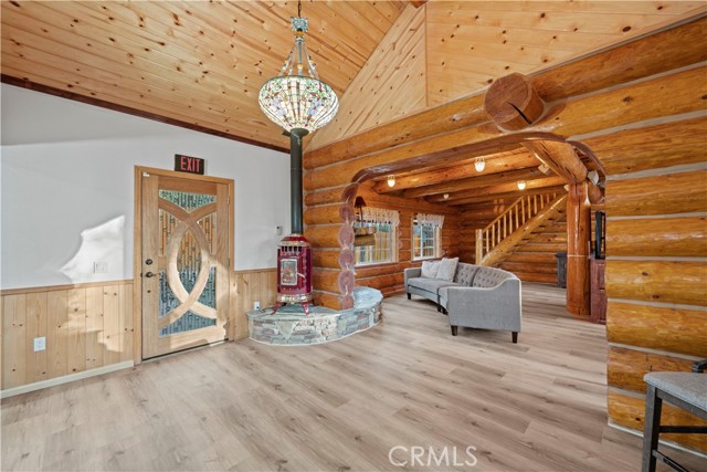 Detail Gallery Image 23 of 75 For 39900 Forest Road, Big Bear Lake,  CA 92315 - 3 Beds | 2 Baths