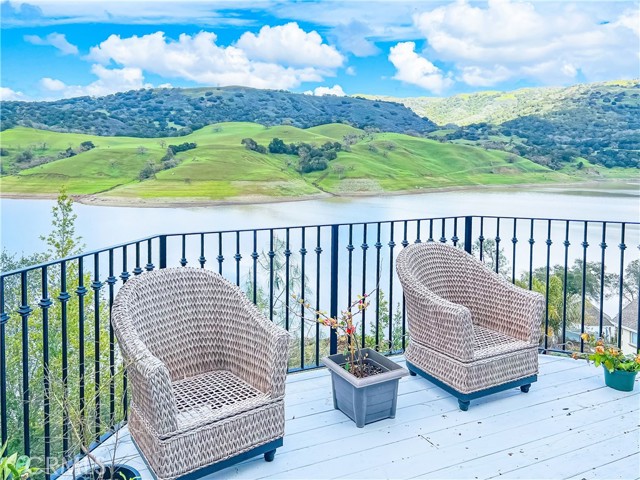 Detail Gallery Image 11 of 46 For 2987 Holiday Ct, Morgan Hill,  CA 95037 - 4 Beds | 3/1 Baths