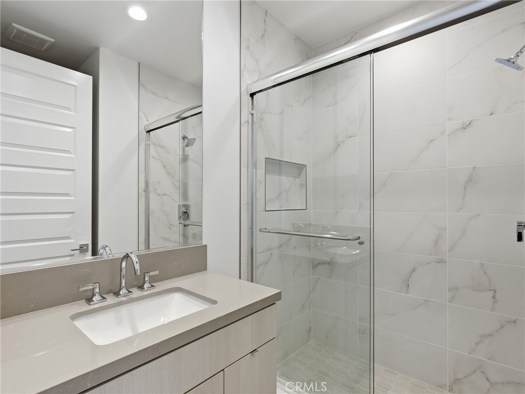 MLS #OC26160951 image #10
