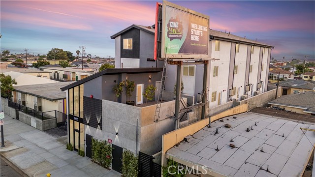 Detail Gallery Image 18 of 20 For 10035 S Western Ave #104,  Los Angeles,  CA 90047 - 2 Beds | 2 Baths