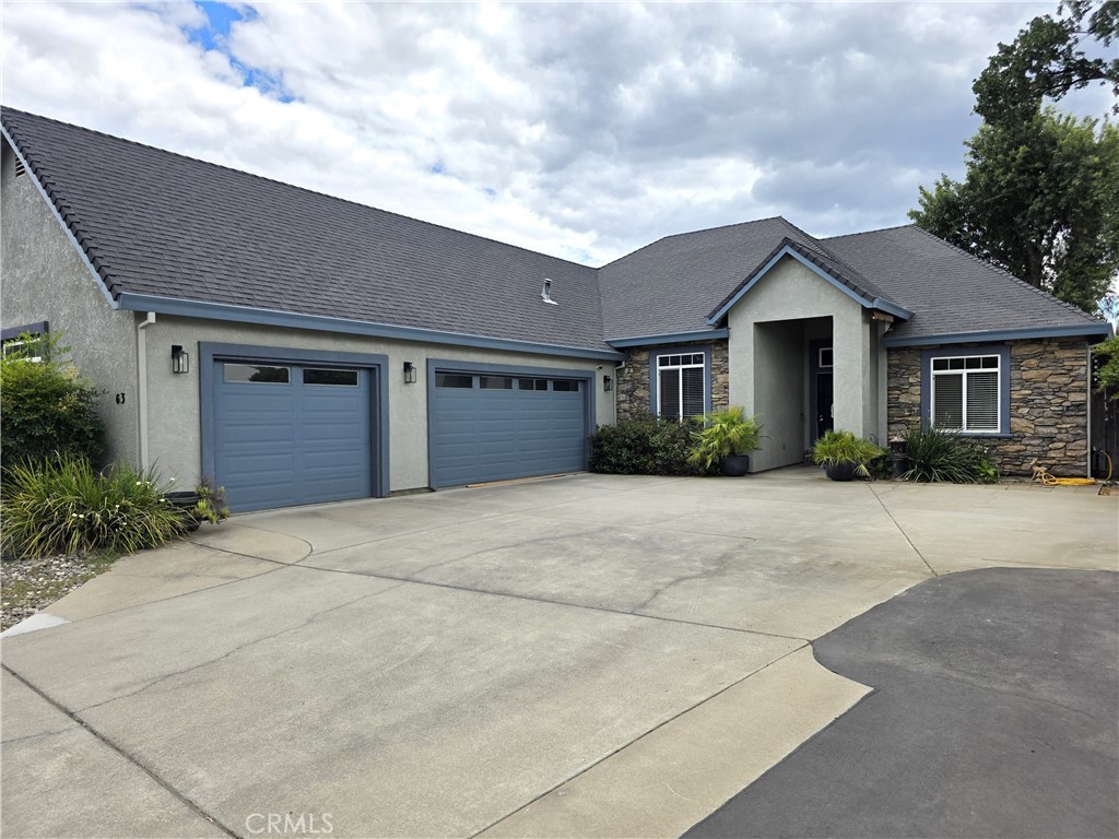 63 Glenbrook Court