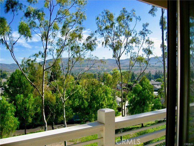 Detail Gallery Image 2 of 42 For 27 Highland, Irvine,  CA 92603 - 3 Beds | 2 Baths