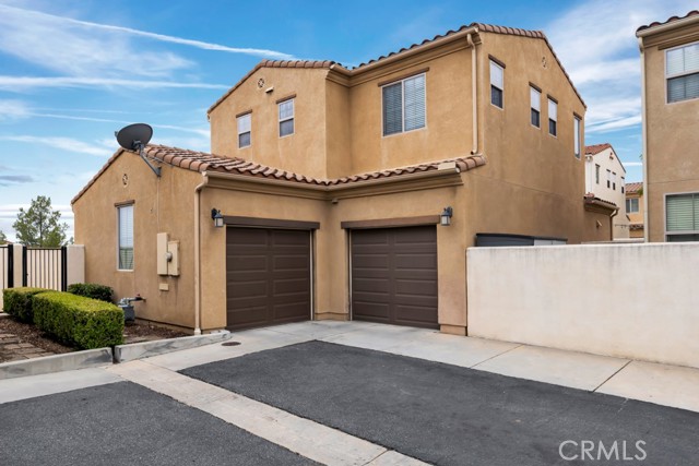 20212 Pienza Lane, Porter Ranch CA: https://media.crmls.org/medias/72c35ca8-6380-486f-8776-dfdbd1da42c8.jpg