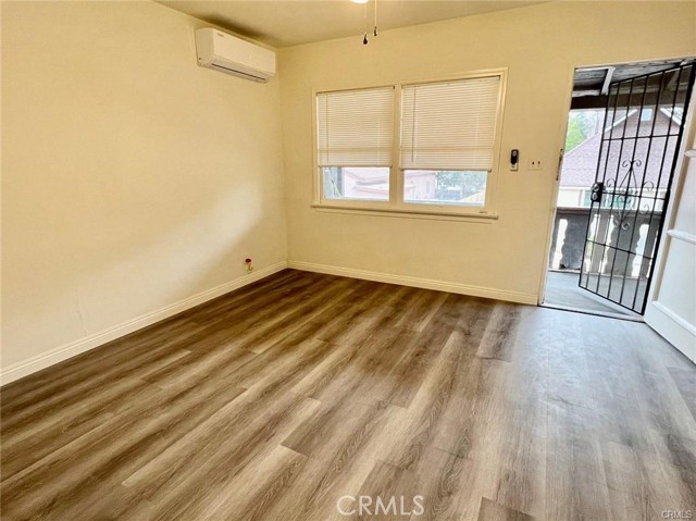 MLS# OC23029375