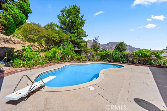 Detail Gallery Image 23 of 38 For 13876 Gavina Ave, Sylmar,  CA 91342 - 3 Beds | 2 Baths