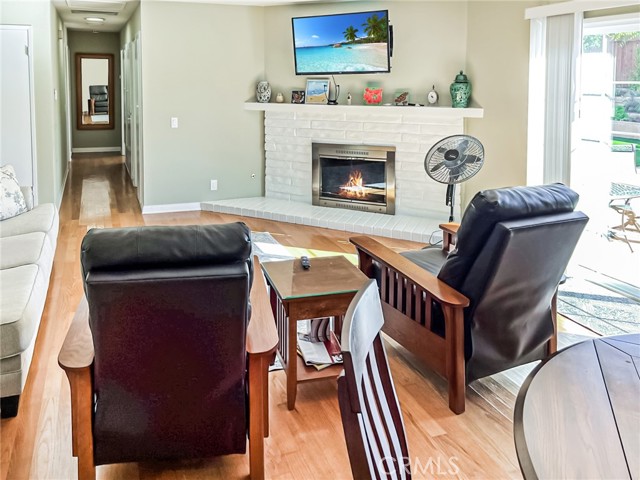 230 Santa Barbara Shores Drive, Goleta CA: https://media.crmls.org/medias/72c401ff-1fd9-4115-9511-157e948d68c5.jpg