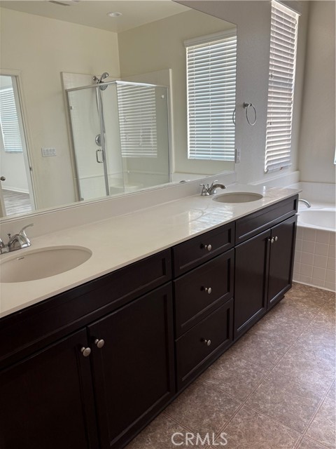 Detail Gallery Image 19 of 22 For 28434 Sunflower St, Highland,  CA 92346 - 3 Beds | 2/1 Baths