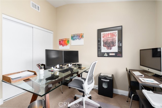12931 Mackenzie Drive, Tustin CA: https://media.crmls.org/medias/72c4cbfd-1f52-44c2-be19-f7db4f36393a.jpg