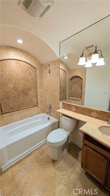 18505 Van Ness Avenue, Torrance CA: https://media.crmls.org/medias/72c64e17-ee52-4043-8bd2-8a90980e4477.jpg