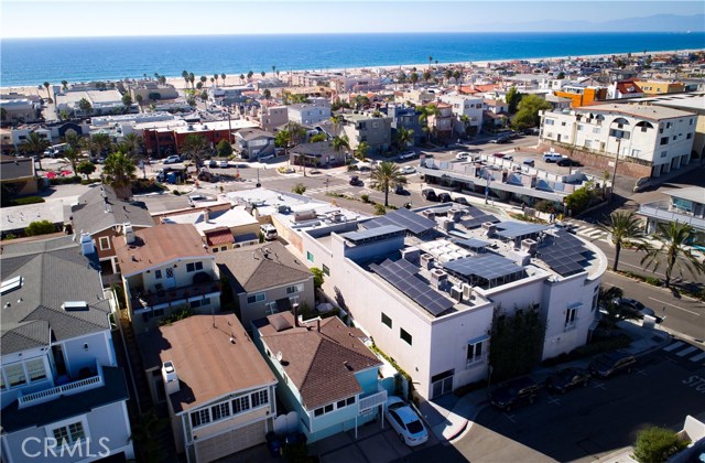 1325 Loma Drive, Hermosa Beach, California 90254, 2 Bedrooms Bedrooms, ,2 BathroomsBathrooms,Residential,Sold,Loma,SB17232773