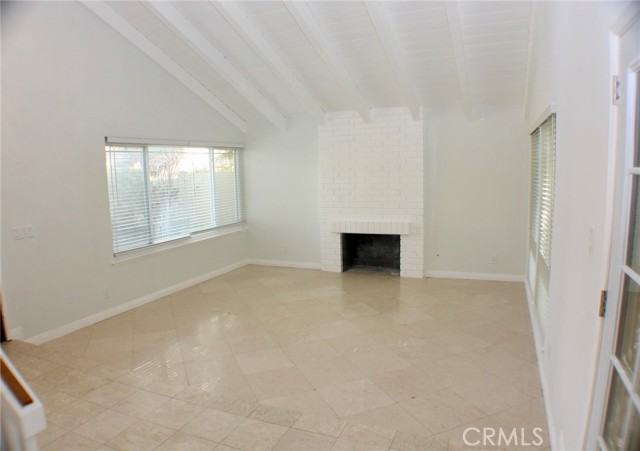 21740 Ulmus Drive, Woodland Hills CA: https://media.crmls.org/medias/72c7b940-29cf-4b73-9f99-6a5df18fd675.jpg