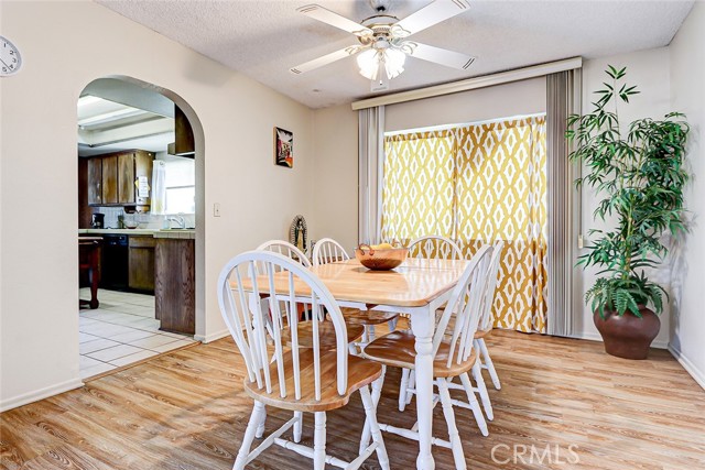 Detail Gallery Image 11 of 36 For 4118 W 168th St, Lawndale,  CA 90260 - 3 Beds | 2 Baths