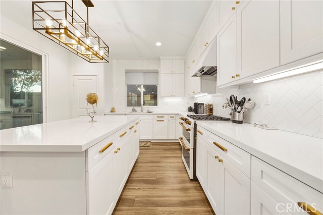 Detail Gallery Image 13 of 49 For 28427 Ascent, Saugus,  CA 91350 - 3 Beds | 3 Baths