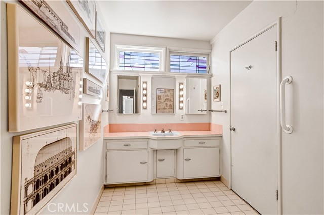 585 Via del Monte, Palos Verdes Estates, California 90274, 3 Bedrooms Bedrooms, ,2 BathroomsBathrooms,Residential,Sold,Via del Monte,PV22020081