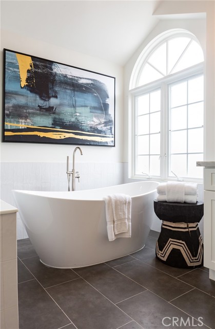 Detail Gallery Image 29 of 47 For 608 Acacia Ave, Corona Del Mar,  CA 92625 - 3 Beds | 3 Baths