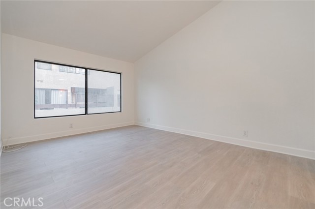 Detail Gallery Image 11 of 17 For 20 Rock Cliff, Pomona,  CA 91766 - 2 Beds | 2 Baths