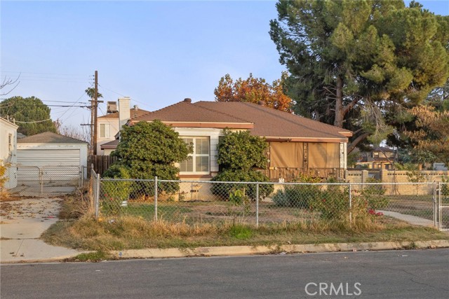 Detail Gallery Image 2 of 25 For 216 Bedford Way, Bakersfield,  CA 93308 - 3 Beds | 1 Baths