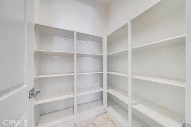 Detail Gallery Image 10 of 42 For 200 Holliston, Lake Forest,  CA 92630 - 4 Beds | 4 Baths