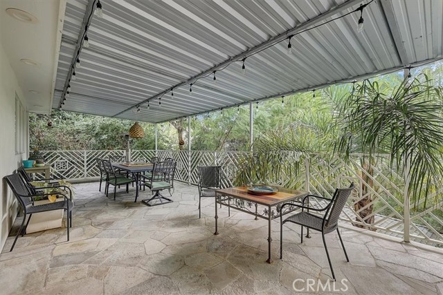 81 Dapplegray Lane, Rolling Hills Estates, California 90274, 4 Bedrooms Bedrooms, ,Residential,Sold,Dapplegray,PW22257890
