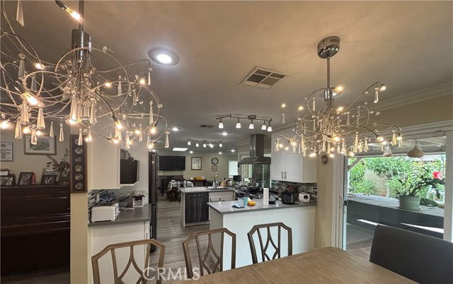 17002 Yvette Avenue, Cerritos CA: https://media.crmls.org/medias/72cccfd5-5dd0-4c20-a018-bcf3d0a79e68.jpg