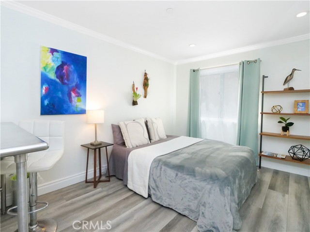 555 Esplanade, Redondo Beach, California 90277, 2 Bedrooms Bedrooms, ,2 BathroomsBathrooms,Residential,For Sale,Esplanade,SB24078859