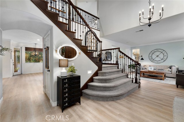 Detail Gallery Image 34 of 72 For 2384 Canyon Crest, La Verne,  CA 91750 - 5 Beds | 3 Baths