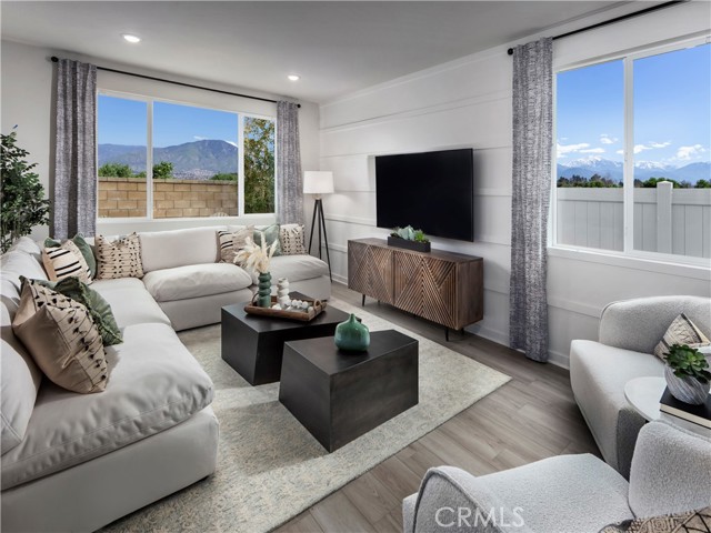 Detail Gallery Image 11 of 16 For 934 Fuchsia Cir, Redlands,  CA 92374 - 4 Beds | 3 Baths