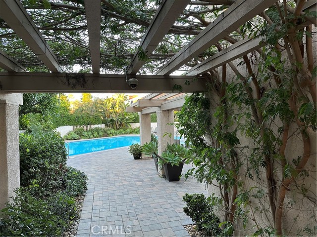 Detail Gallery Image 8 of 14 For 2 Shasta, Irvine,  CA 92612 - 3 Beds | 2/1 Baths