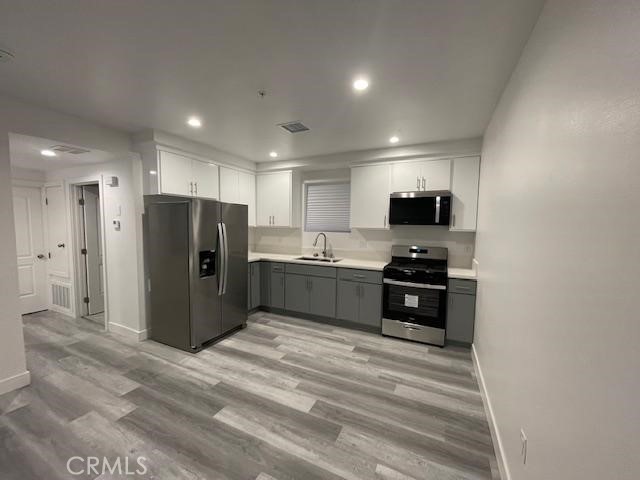 Image 19 of 21 For 11451 Victory Boulevard