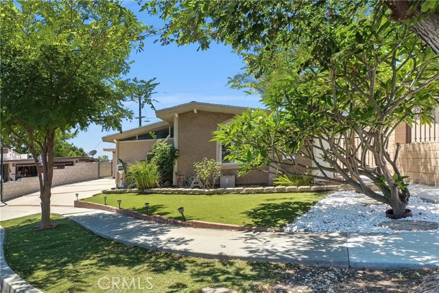1709 El Rey RD