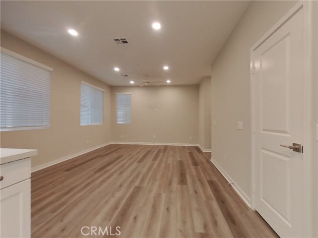 31712 Willowwood Way, Menifee CA: https://media.crmls.org/medias/72d10001-1274-44f7-8e33-87ffb8681f8f.jpg