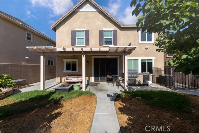 5534 Hartness Court, Fontana CA: https://media.crmls.org/medias/72d14469-ebd9-44a2-ae61-6638652ff219.jpg