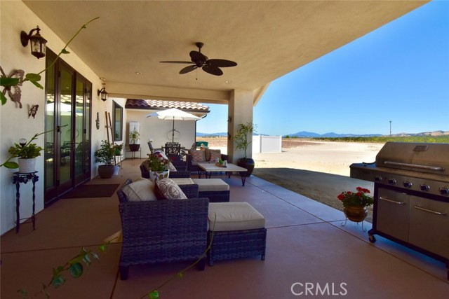 50645 Lockwood Road, Lockwood CA: https://media.crmls.org/medias/72d1f785-e577-4388-8c19-e76df636922f.jpg