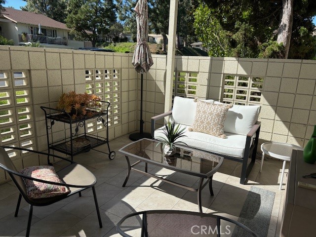 Detail Gallery Image 2 of 13 For 39 Calle Aragon #D,  Laguna Woods,  CA 92637 - 1 Beds | 1 Baths