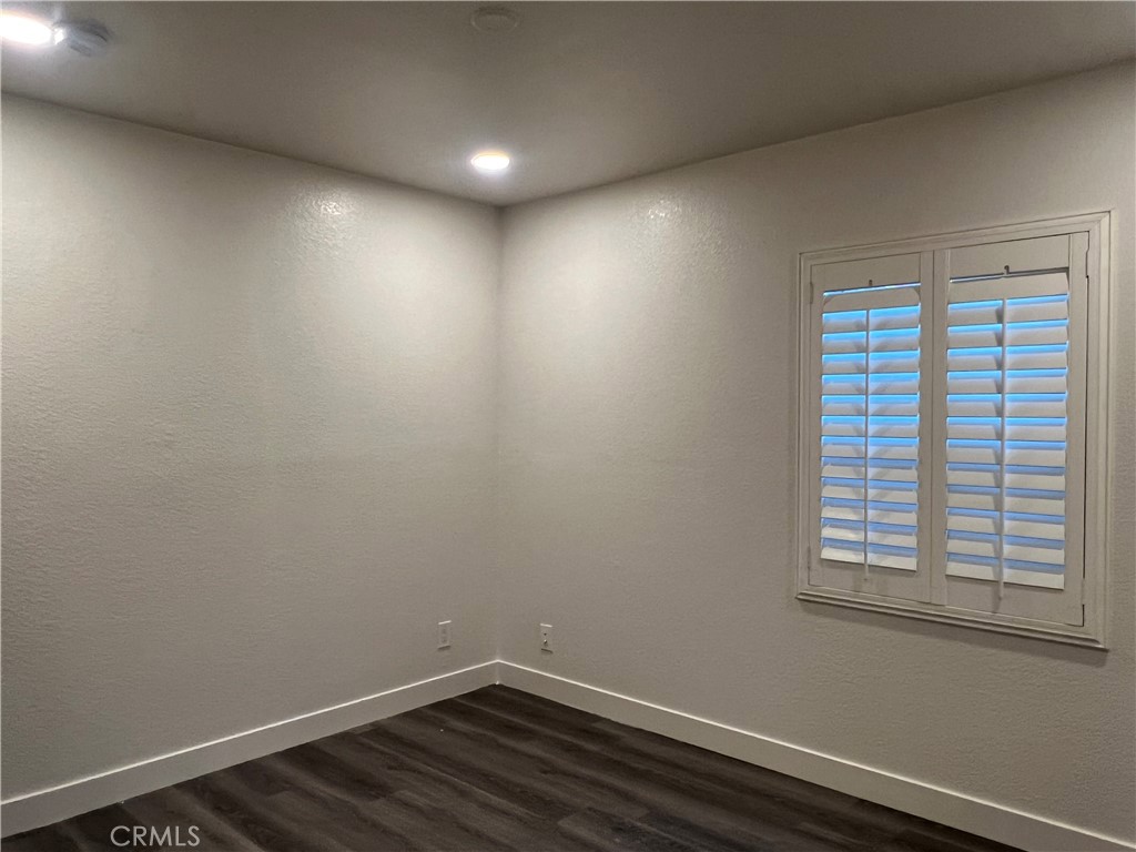 MLS #WS25270771 image #11