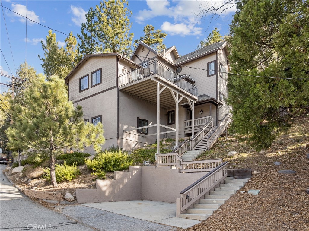 https://media.crmls.org/medias/72d23b74-a349-4e57-93bb-46fade1865a4.jpg?preset=X-Large