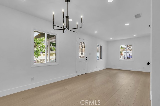 Detail Gallery Image 4 of 15 For 409 N Avenue 54, Los Angeles,  CA 90042 - 2 Beds | 1 Baths