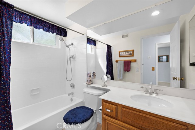 Detail Gallery Image 26 of 38 For 15 Milazzo, Irvine,  CA 92620 - 3 Beds | 2/1 Baths