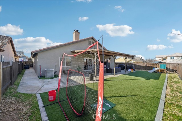 Detail Gallery Image 28 of 32 For 8959 Wedgewood Ct, Hesperia,  CA 92344 - 4 Beds | 3 Baths