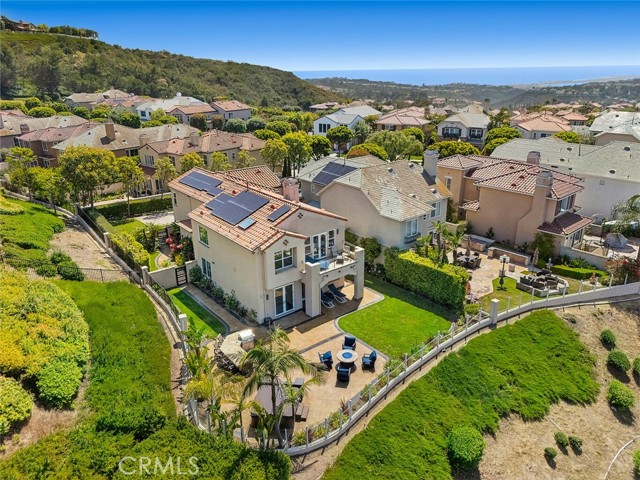 8 Pavona, Newport Coast CA: https://media.crmls.org/medias/72d332cf-c655-4645-80cd-9143795dd710.jpg