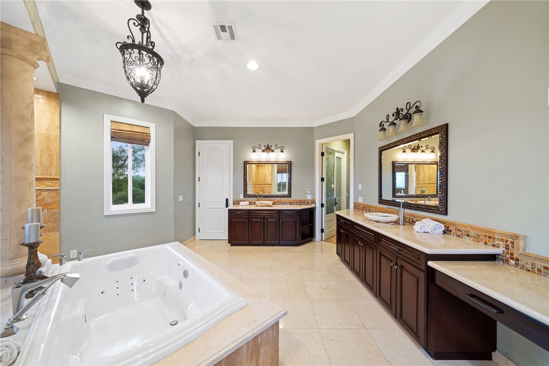 Detail Gallery Image 44 of 60 For 18378 Avenida Bosque, Murrieta,  CA 92562 - 4 Beds | 3/1 Baths