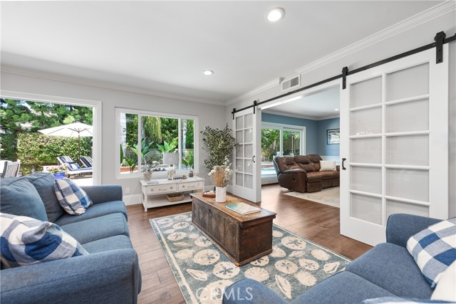 968 Saddlehorn Place, Newbury Park CA: https://media.crmls.org/medias/72d3bcbc-aa55-4414-966d-8f6c34bffb4e.jpg
