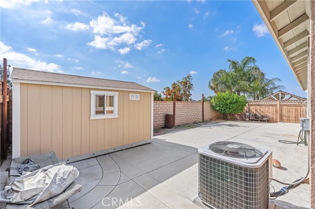 Detail Gallery Image 14 of 17 For 3038 Hawthorne Rd, Perris,  CA 92571 - 4 Beds | 2 Baths