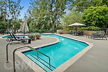 13331 Moorpark Street, Sherman Oaks CA: https://media.crmls.org/medias/72d3f577-4bf0-4bf3-884f-cc110dacbe97.jpg