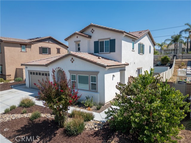 24227 Dusty Trail Way, Menifee CA: https://media.crmls.org/medias/72d44adf-cdf0-4fd1-b3bd-ca284987f304.jpg