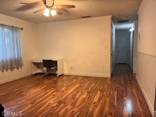 Detail Gallery Image 6 of 24 For 1880 Barnett, Merced,  CA 95340 - 3 Beds | 2 Baths