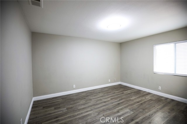 Detail Gallery Image 9 of 12 For 41626 Slice, Temecula,  CA 92591 - 4 Beds | 2/1 Baths