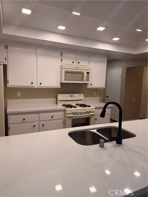 Image 8 of 23 For 26097 Allentown