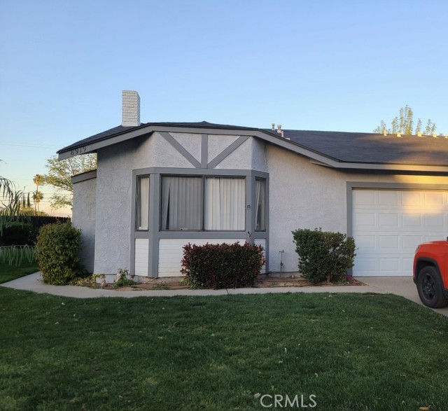 8919 Paddington Dr, Riverside, CA 92503